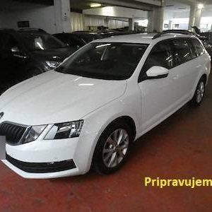 Škoda Octavia Combi 1.6 TDI 115k Ambition DSG